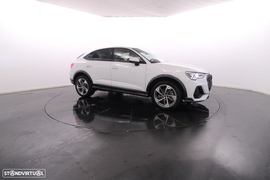 Audi Q3 Sportback 45 TFSIe S line S tronic - 10