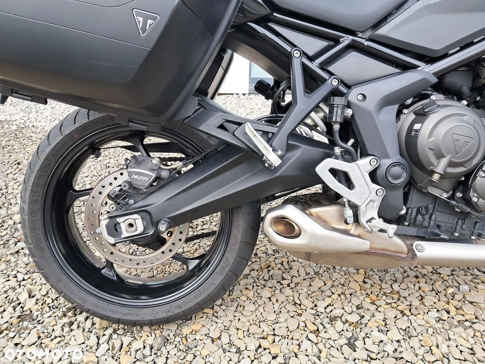 Triumph Tiger - 14