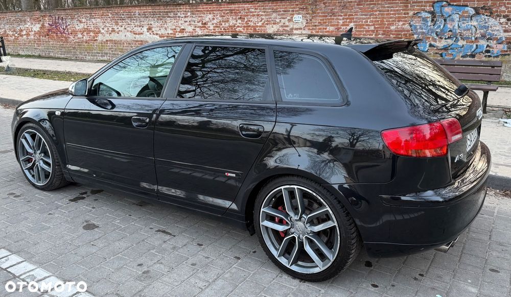Audi A3 Sportback 3.2 quattro S tronic S line Sportpaket plus - 5
