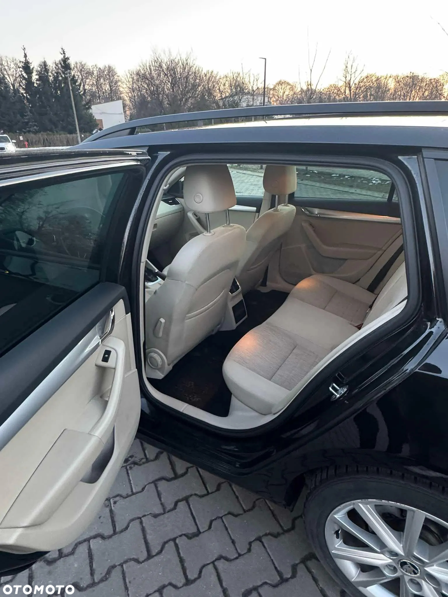 Skoda Octavia 1.4 TSI Ambition DSG - 12