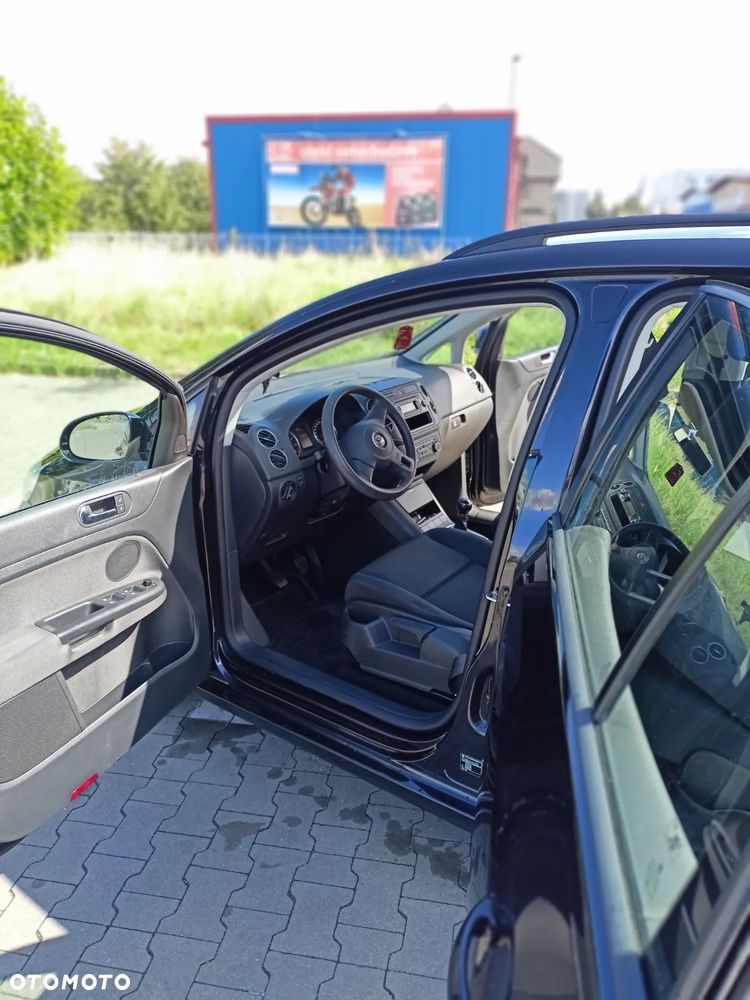 Volkswagen Golf Plus - 9