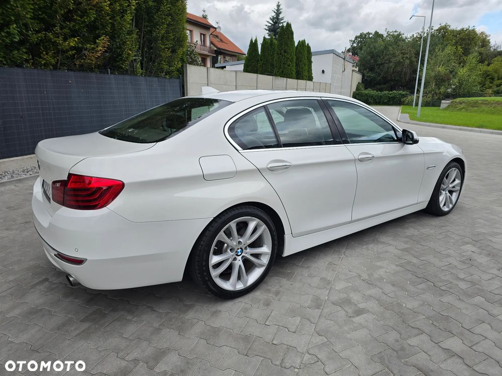 BMW Seria 5 535i xDrive Sport-Aut Luxury Line - 6