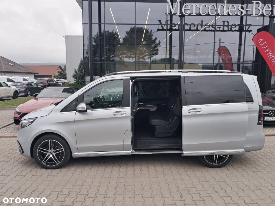Mercedes-Benz Klasa V - 5