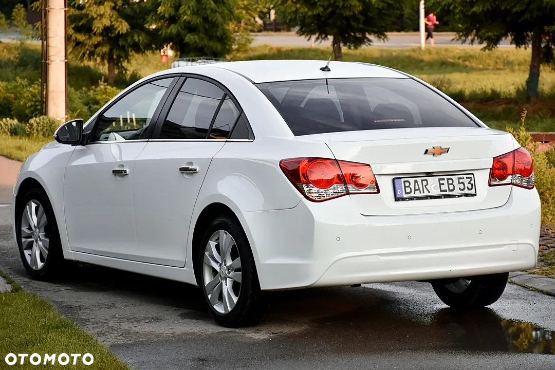 Chevrolet Cruze 1.4 T LT - 4