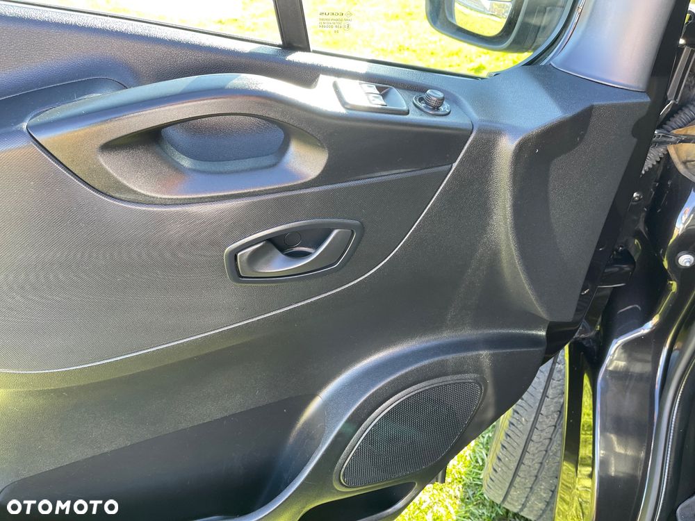 Renault Trafic - 21