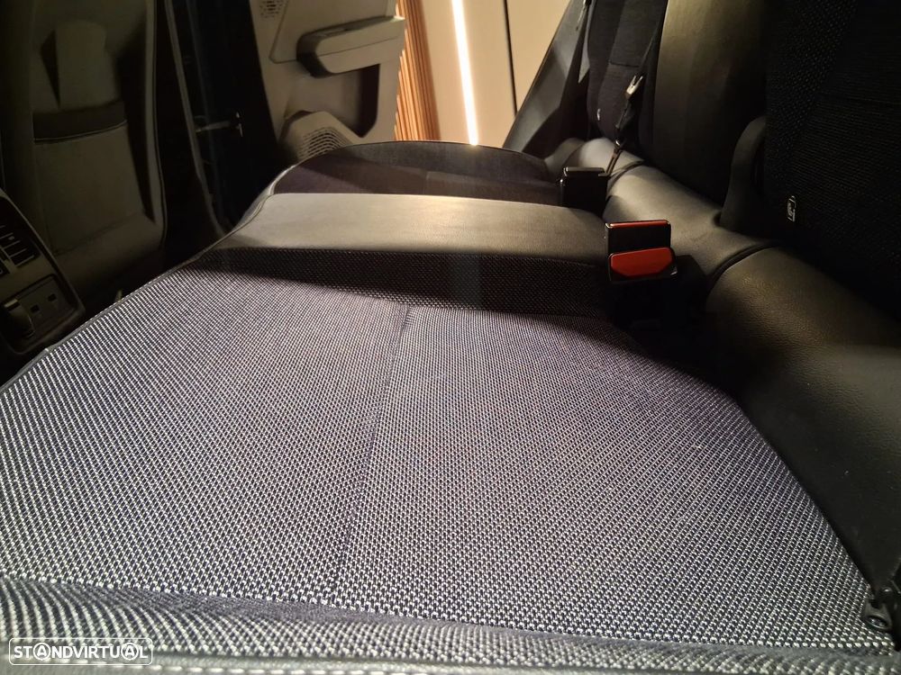 Renault Captur 1.5 dCi Exclusive - 24