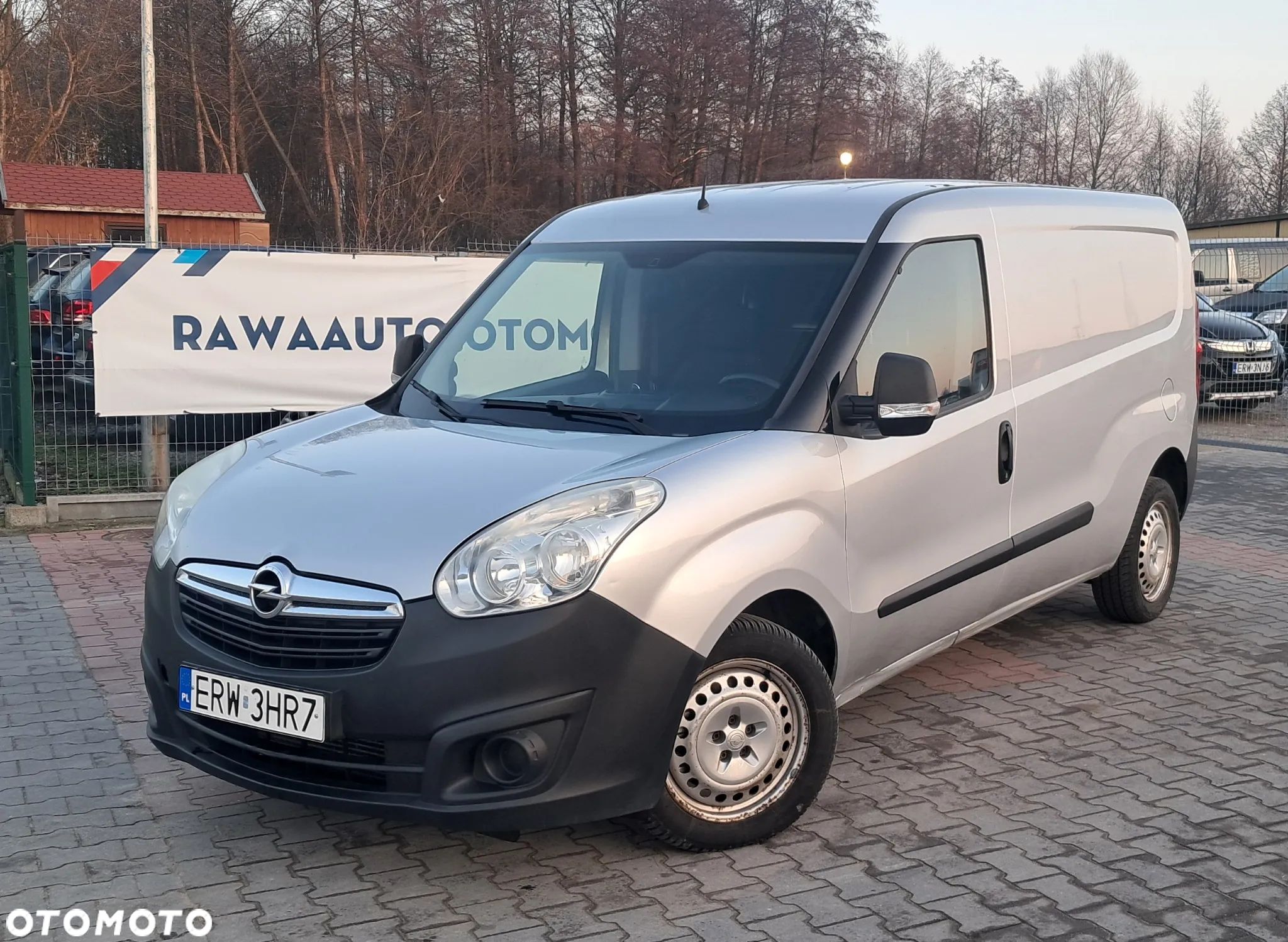 Opel COMBO - 1