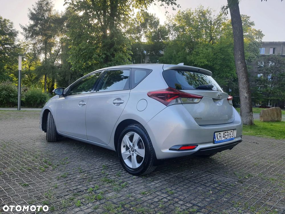 Toyota Auris 1.6 Active - 2