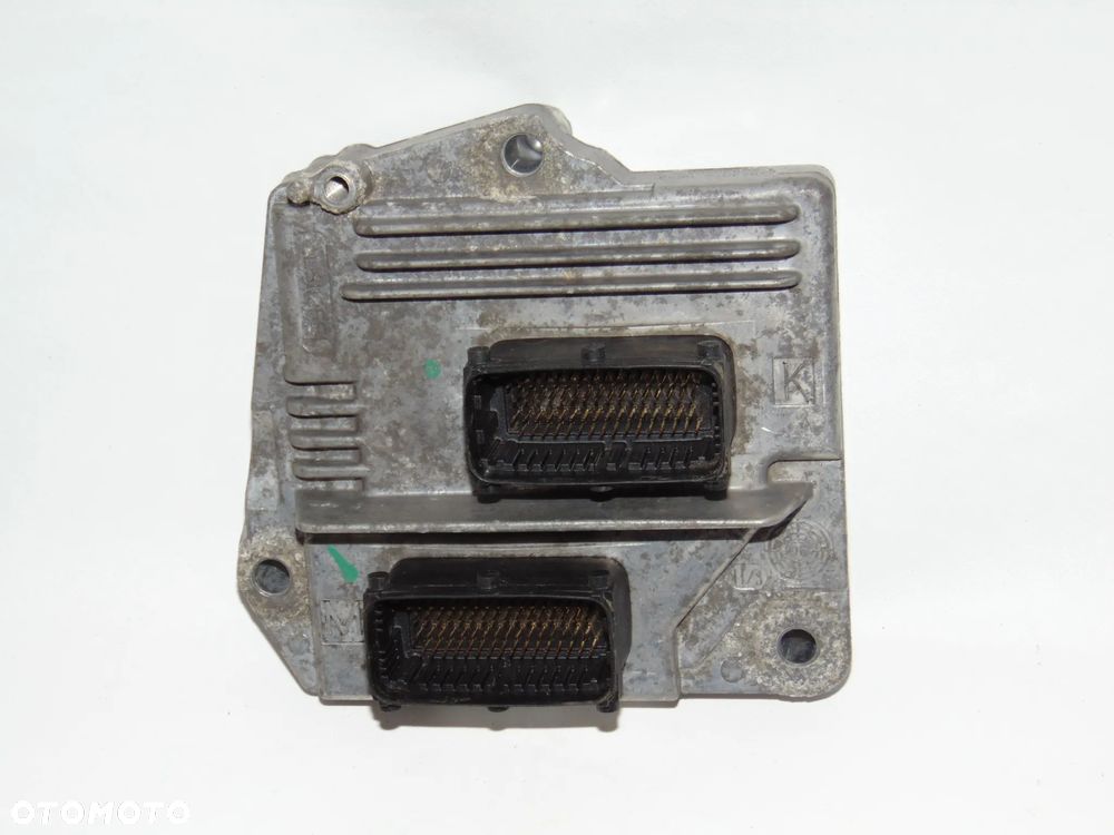 Komputer sterownik silnika 12249823 FFFR Opel Meriva A I benzyna 1.6 - 7