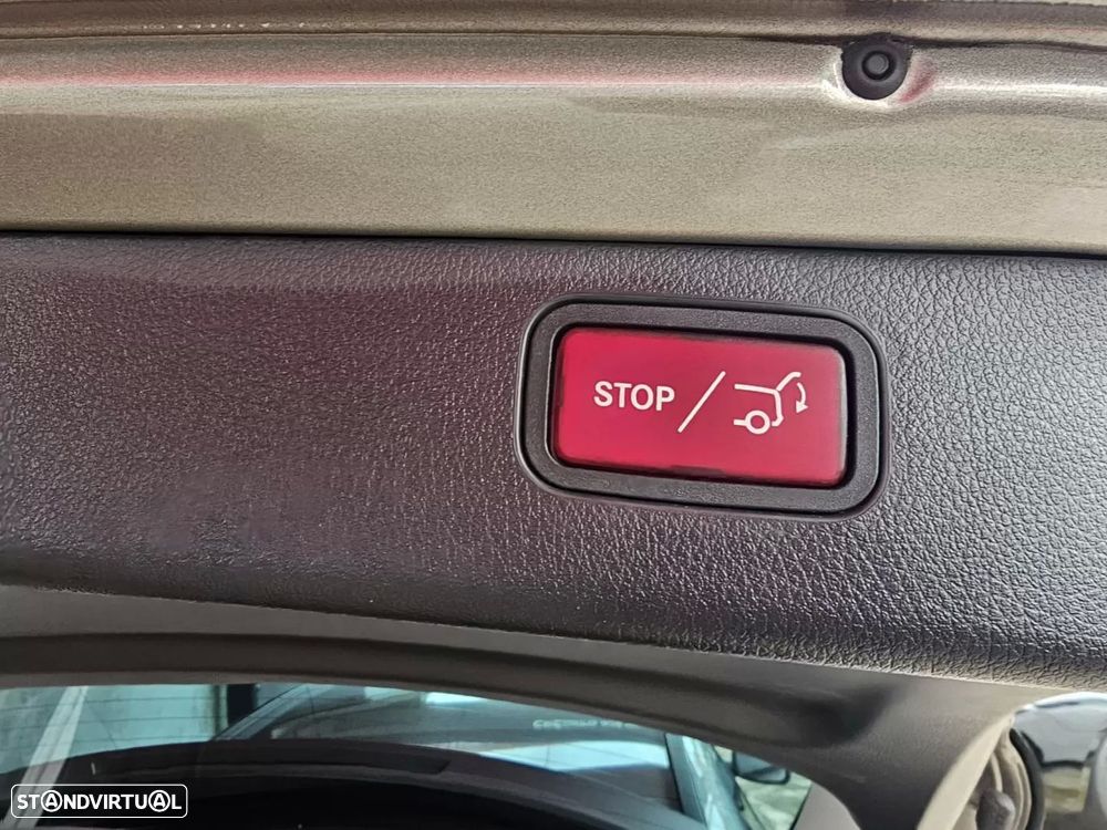 Mercedes-Benz C 200 Station d 9G-TRONIC Avantgarde - 23