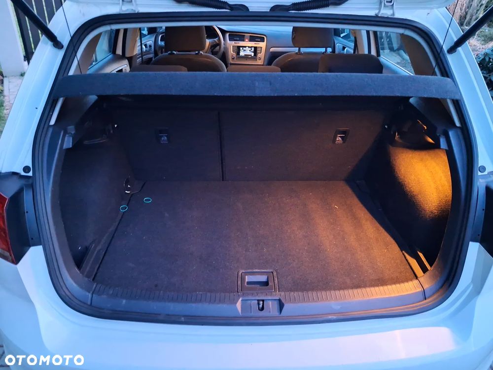 Volkswagen Golf 1.2 TSI BlueMot Comfortline - 11