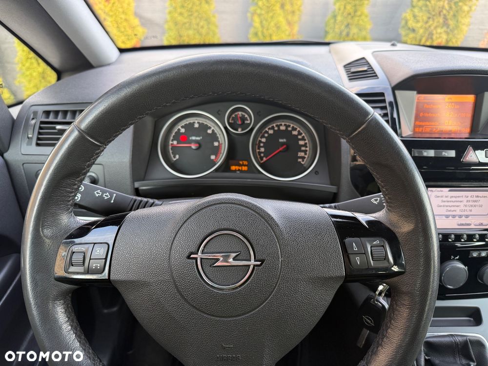 Opel Zafira 1.7 CDTI EcoFLEX Sport - 27