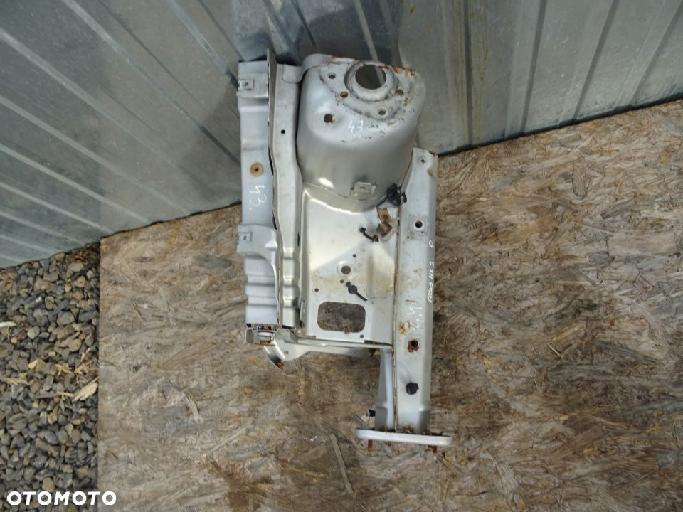 ĆWIARTKA PODŁUŻNICA PRAWA PRZEDNIA FORD FOCUS II - 4