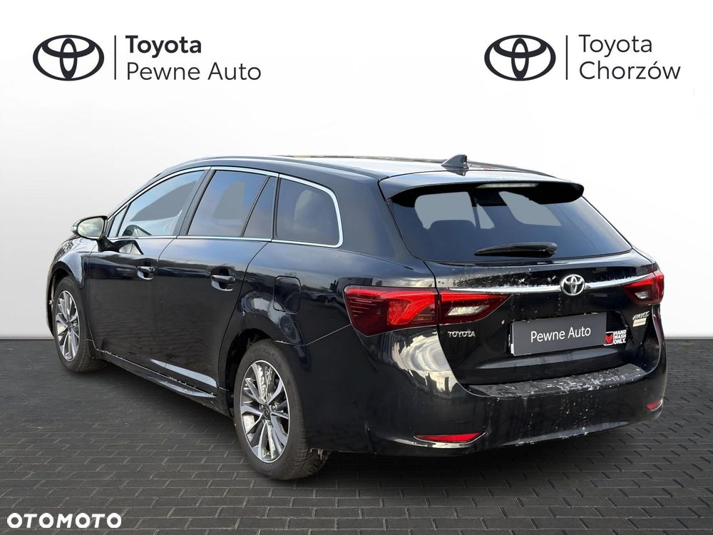 Toyota Avensis 2.0 D-4D Premium - 3