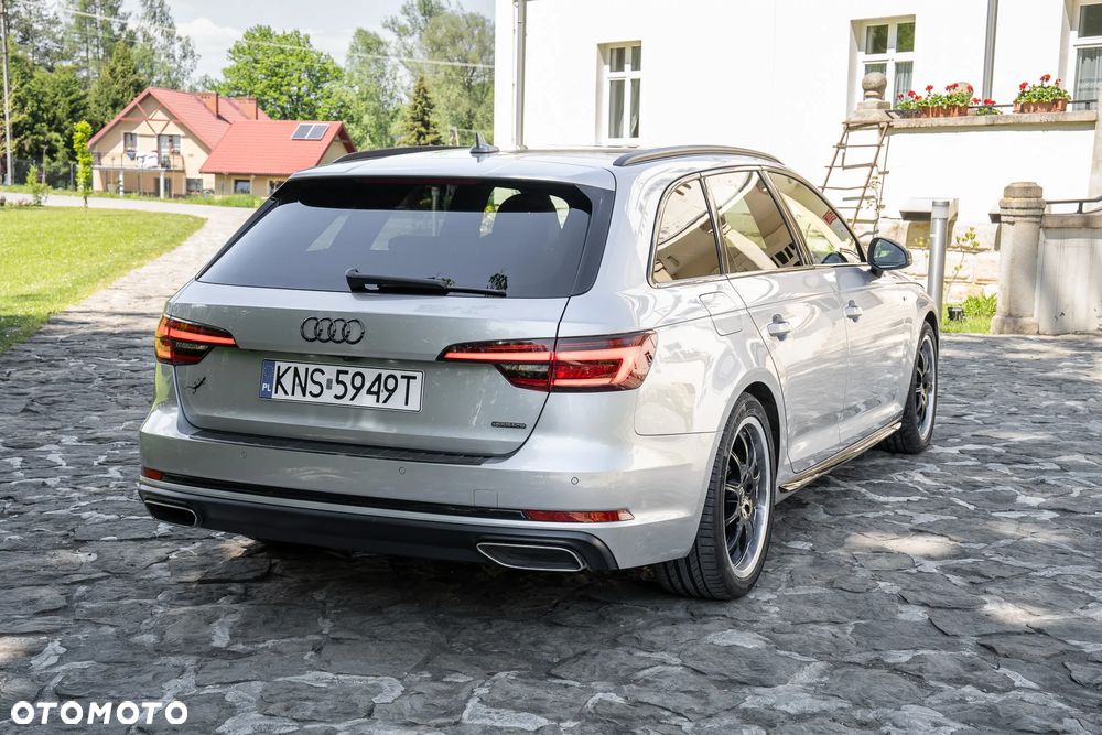 Audi A4 Avant 40 TDI Quattro S Line S tronic - 4
