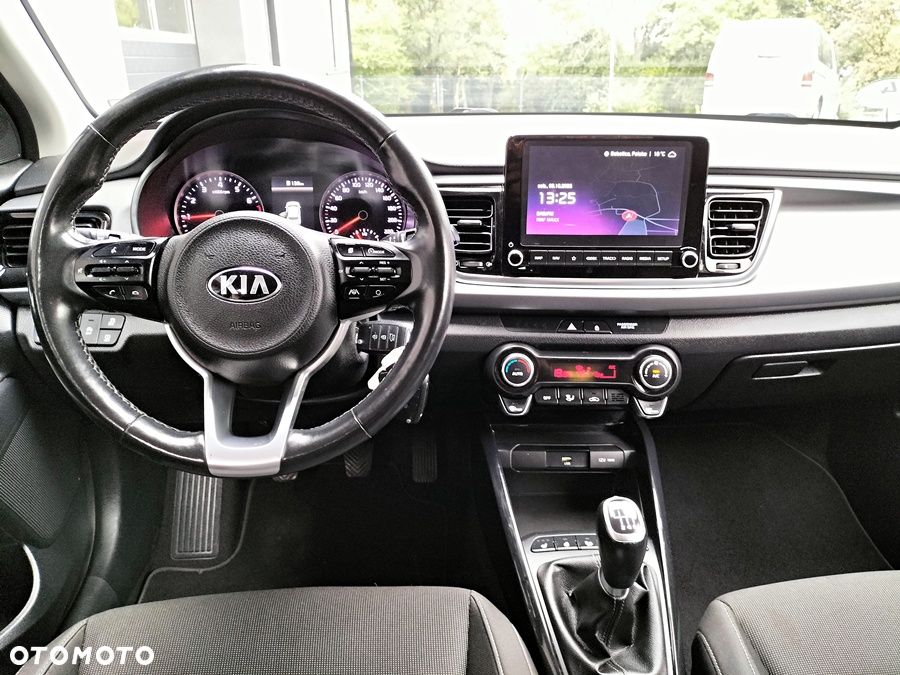 Kia Rio - 18