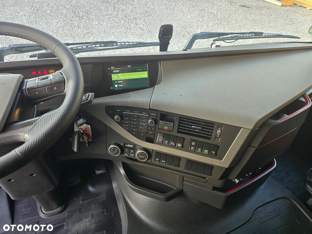 Volvo FH 460/ACC/SCC/RADAR/Klimatyzacja Post. - 25