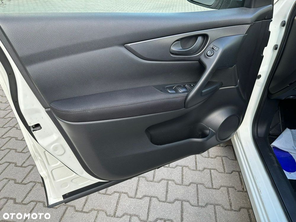 Nissan Qashqai - 13