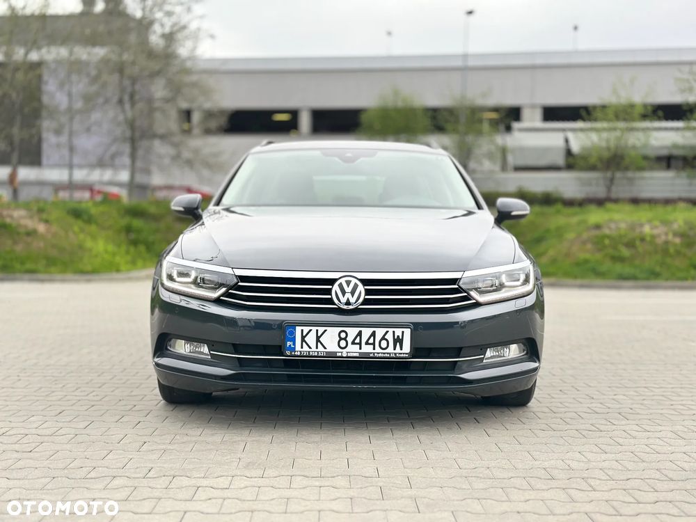 Volkswagen Passat 1.6 TDI (BlueMotion Technology) DSG Comfortline - 2