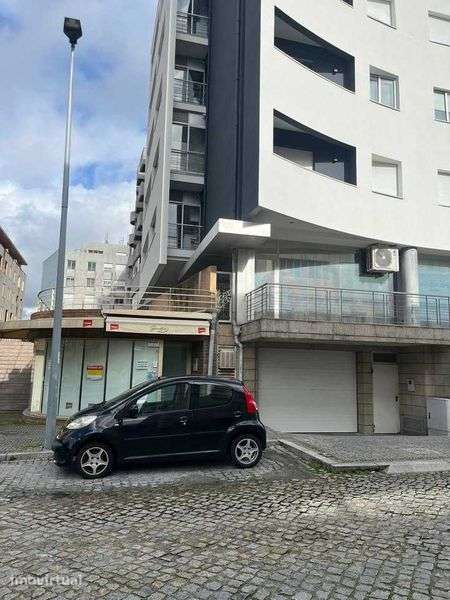 Loja Na trofa para venda aceito propostas ou arendamento - Grande imagem: 4/8