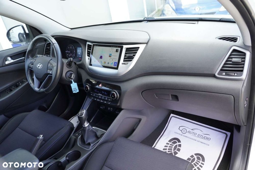 Hyundai Tucson 1.7 CRDI BlueDrive Comfort 2WD - 9