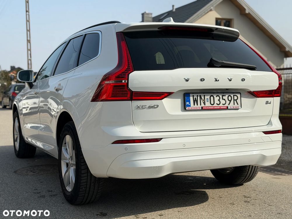 Volvo XC 60 B4 B Momentum Pro - 7