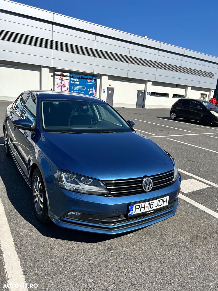 Volkswagen Jetta 2.0 TDI Comfortline - 4