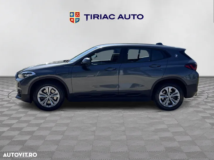 BMW X2 xDrive25e AT PHEV - 3
