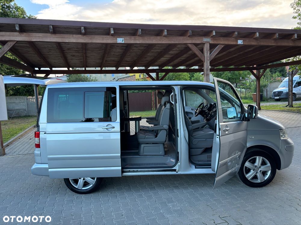 Volkswagen Multivan - 9
