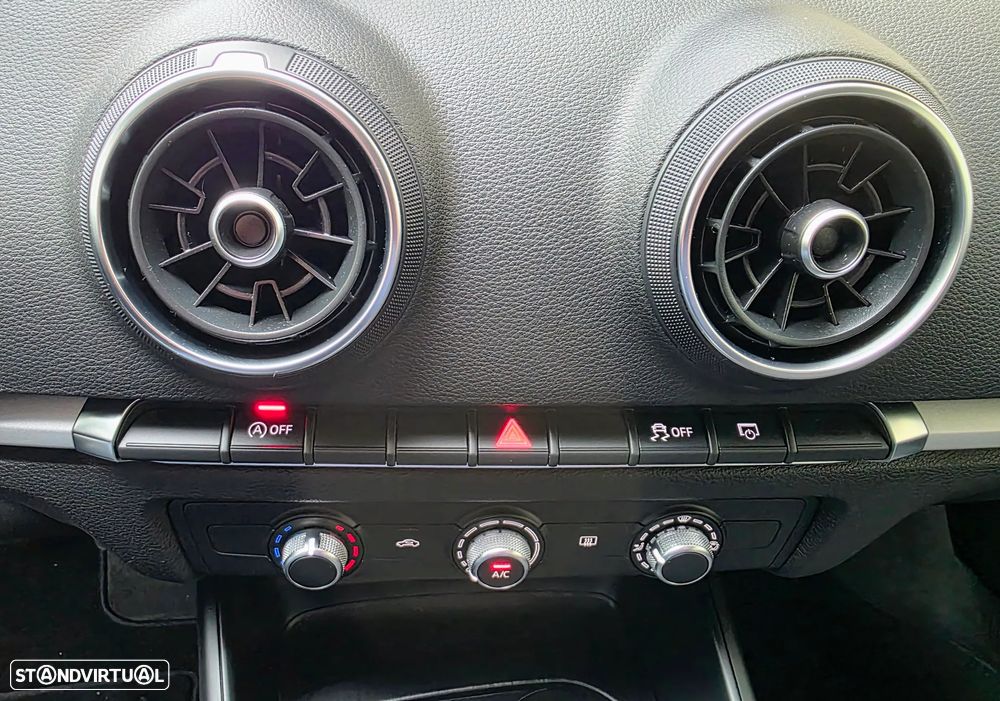 Audi A3 Sportback 2.0 TDI Design - 42