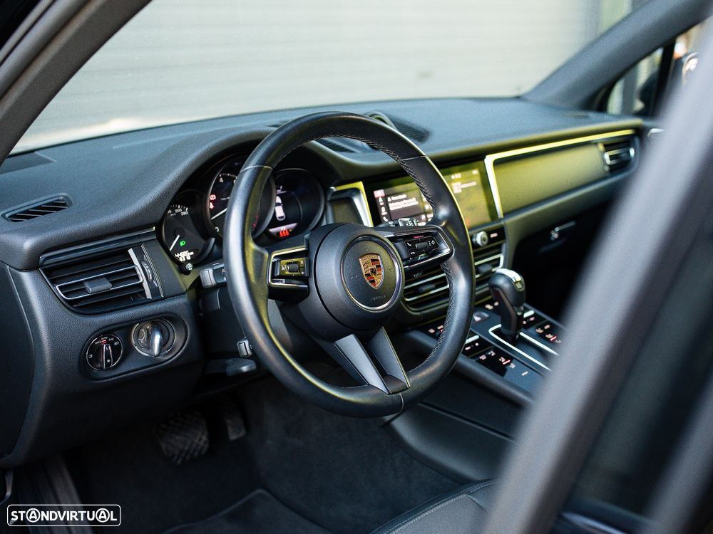 Porsche Macan Standard - 28
