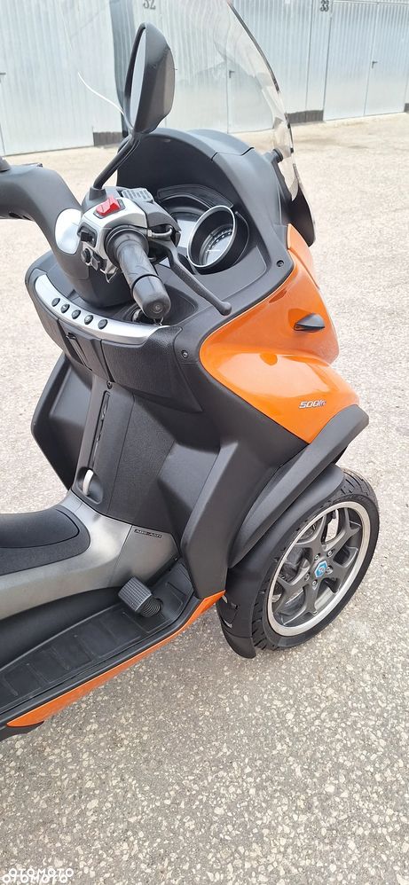Piaggio MP-3 - 15