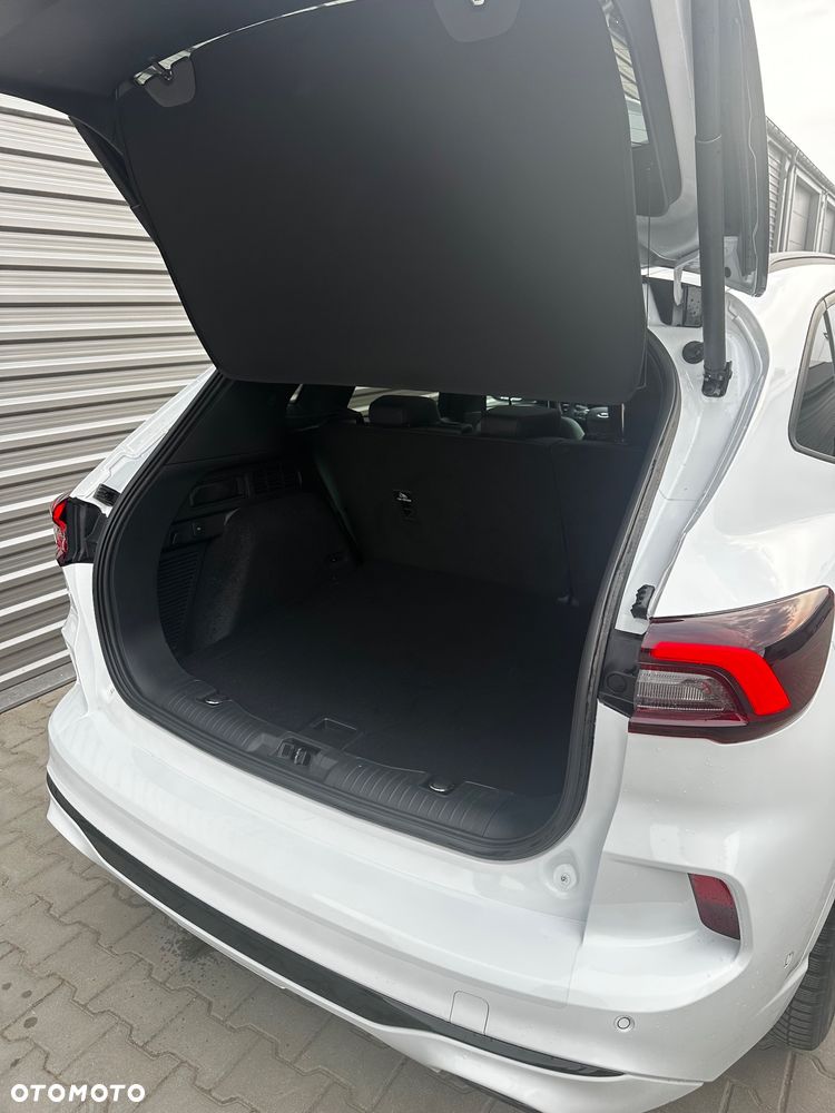 Ford Kuga 2.5 Duratec PHEV ST-LINE X - 12
