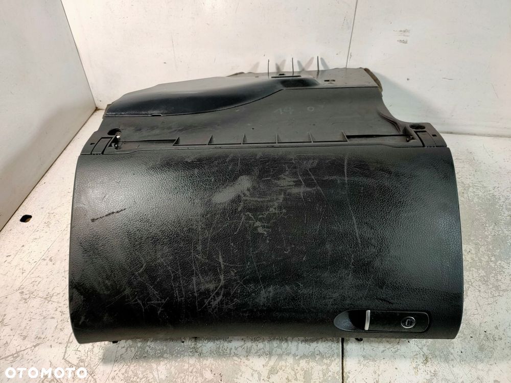 schowek pasażera audi a4 b6 czarny soul - 2