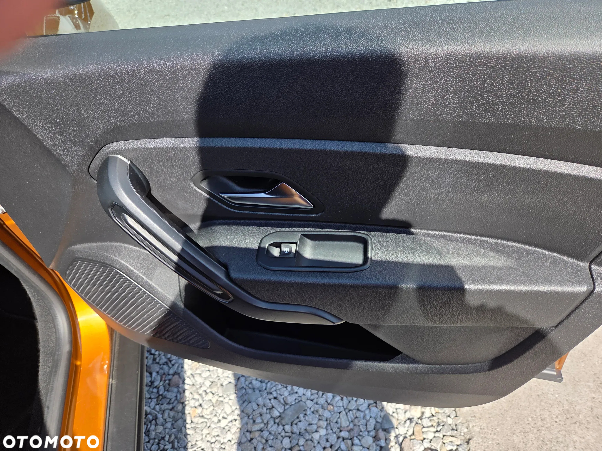 Dacia Duster 1.6 SCe Connected by Orange - 28