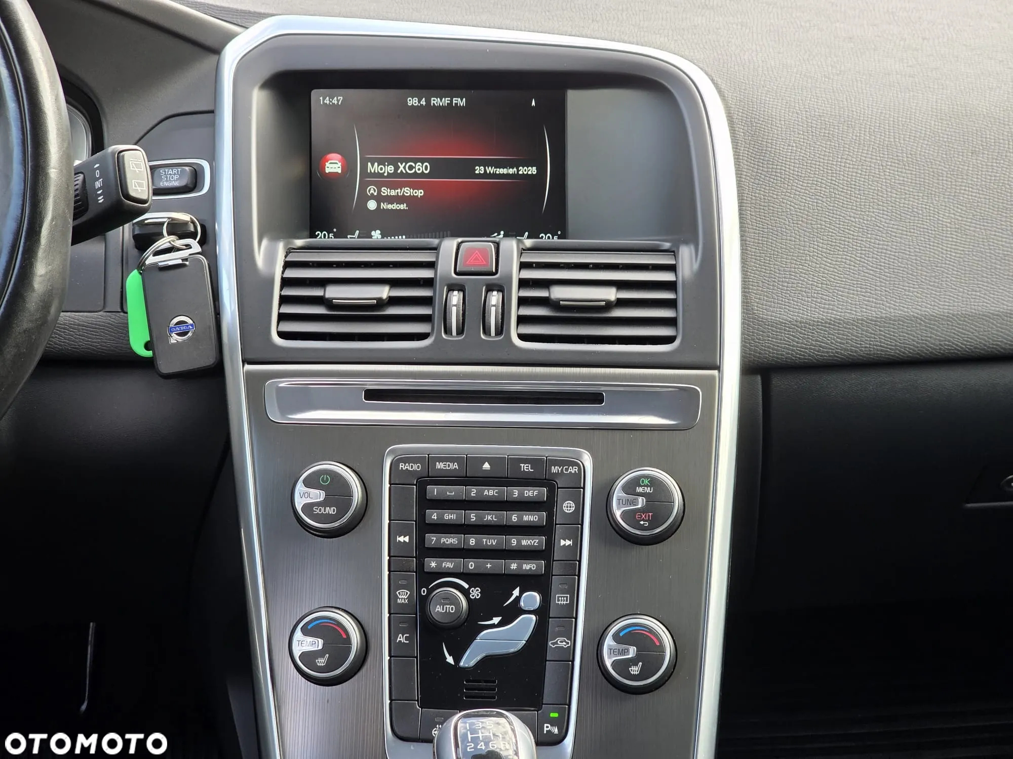 Volvo XC 60 D4 Momentum - 14