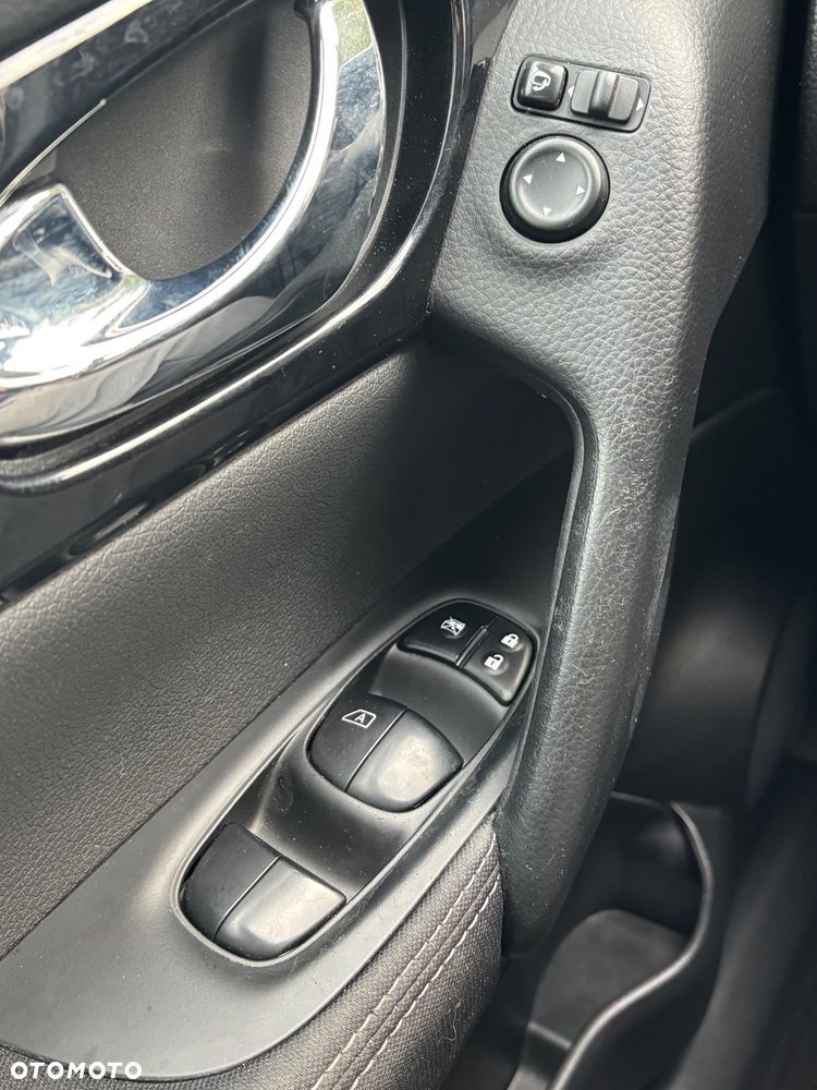 Nissan Qashqai 1.2 DIG-T Tekna+ - 27