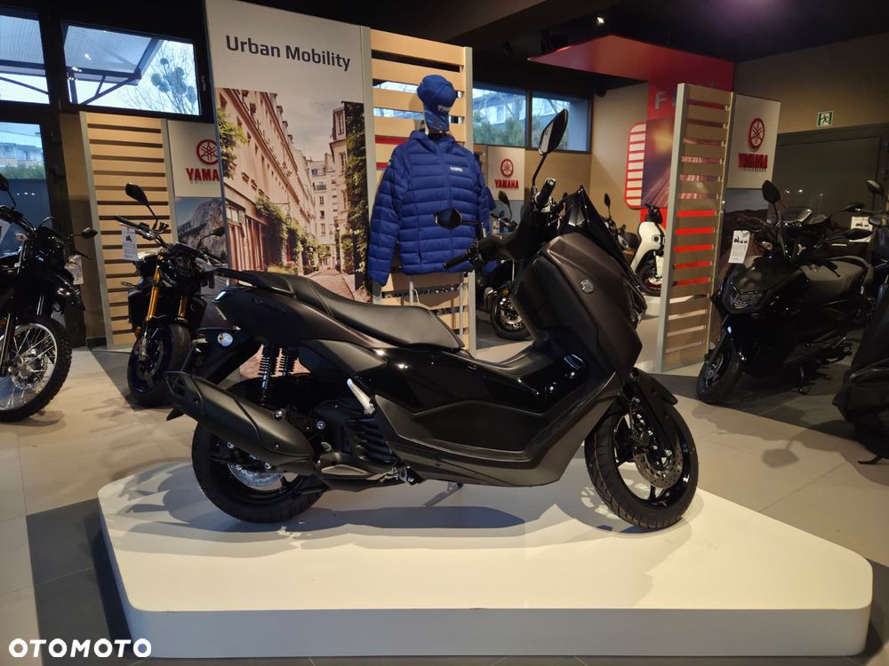Yamaha NMAX - 11