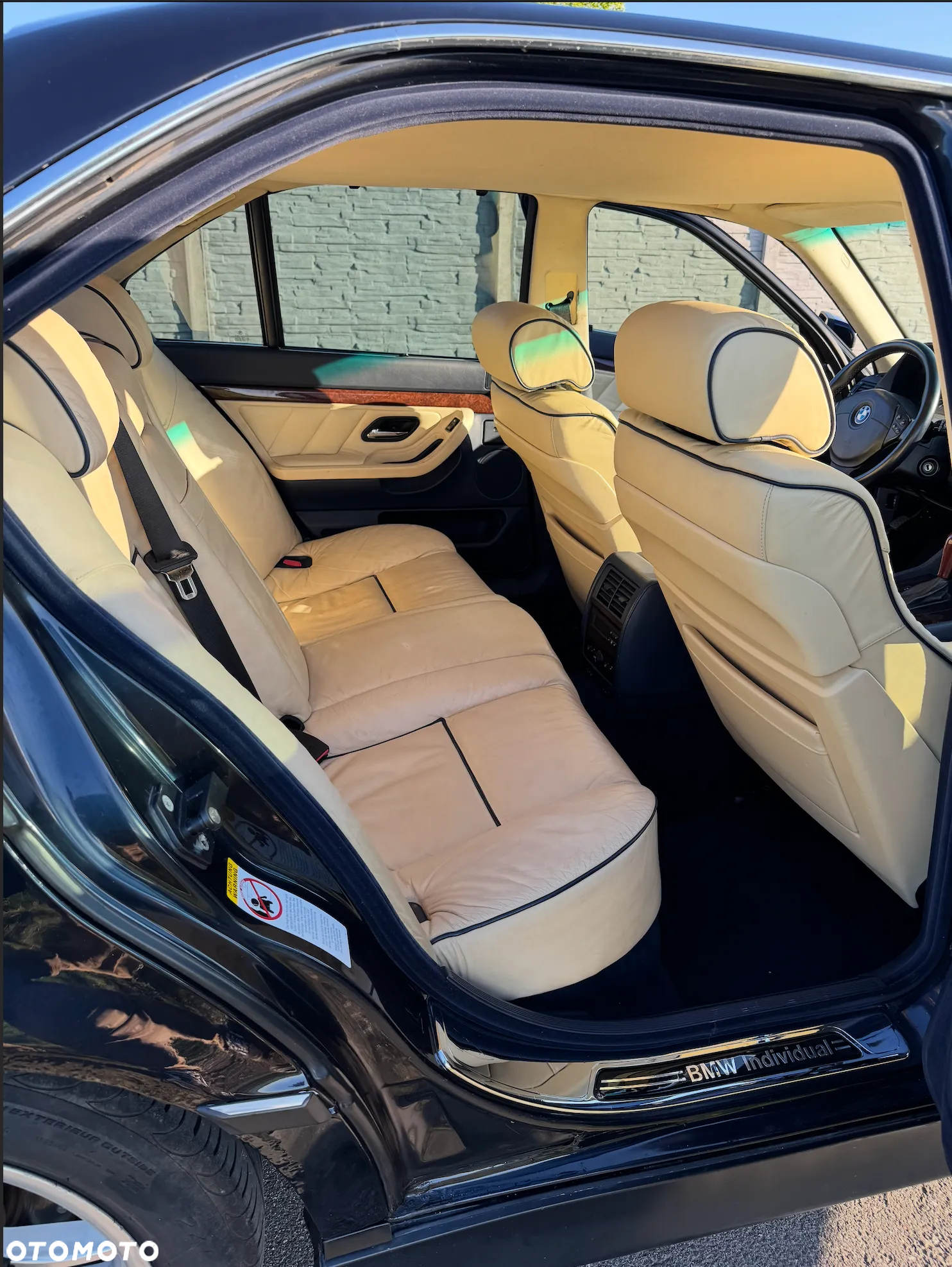 BMW Seria 7 735i - 11