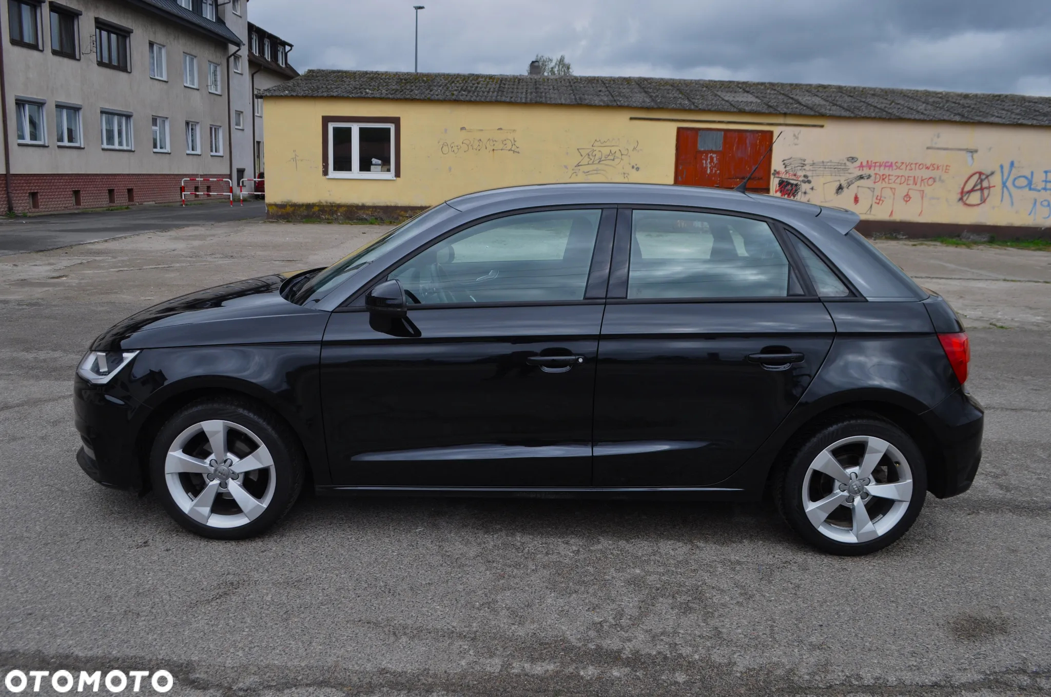 Audi A1 1.0 TFSI ultra Sportback S tronic design - 4