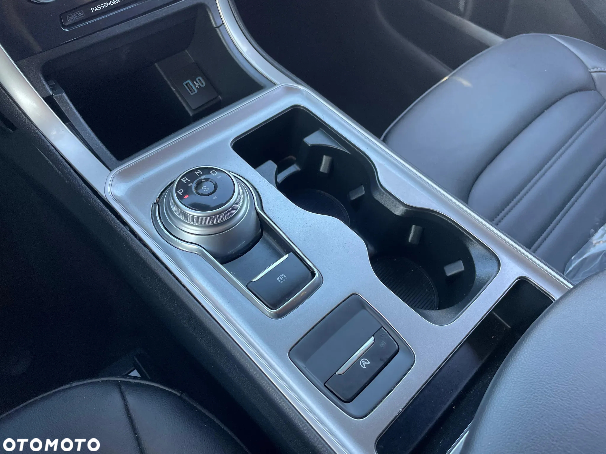 Ford Edge - 16