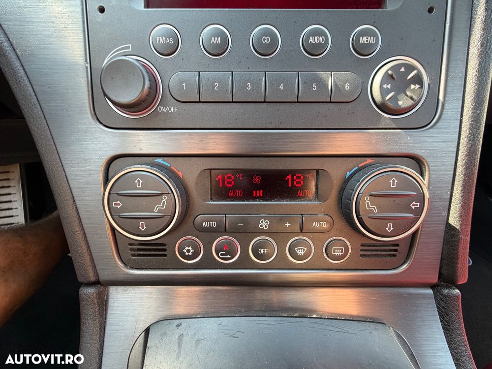 Alfa Romeo Spider 2.4 JTDM 20V DPF Aut. Italia Independent - 26