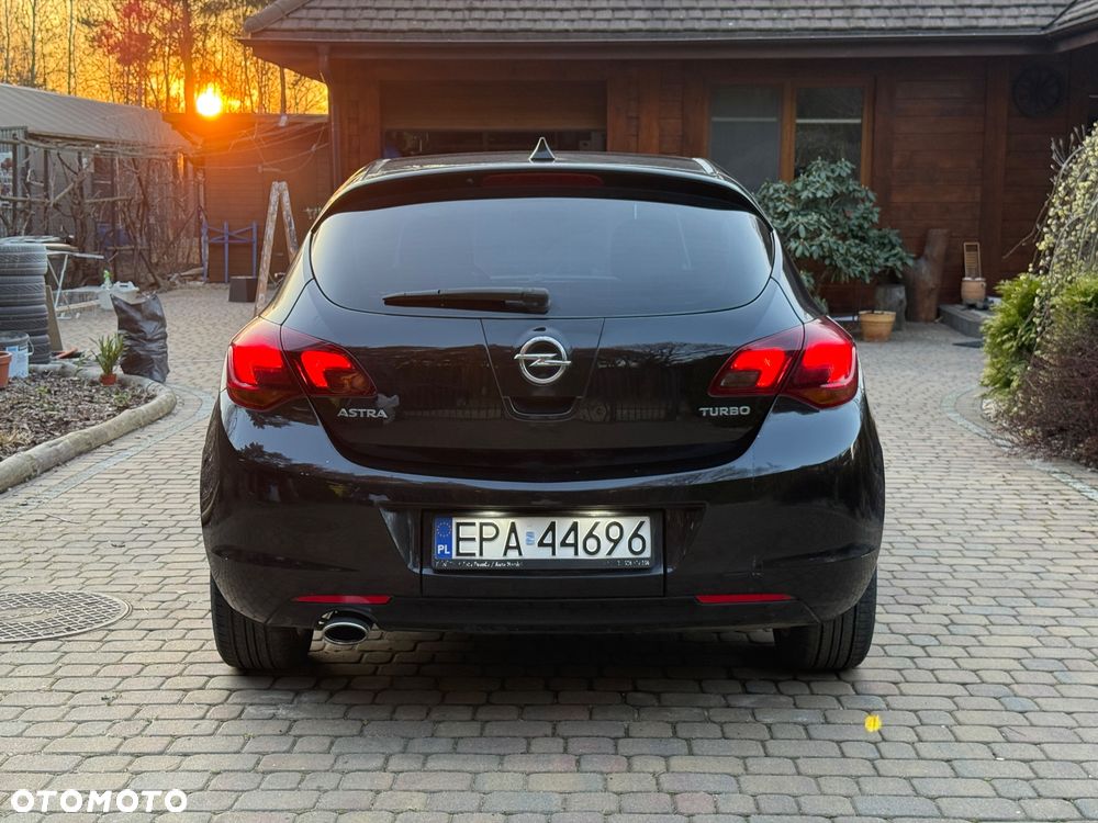 Opel Astra 1.4 Turbo - 16