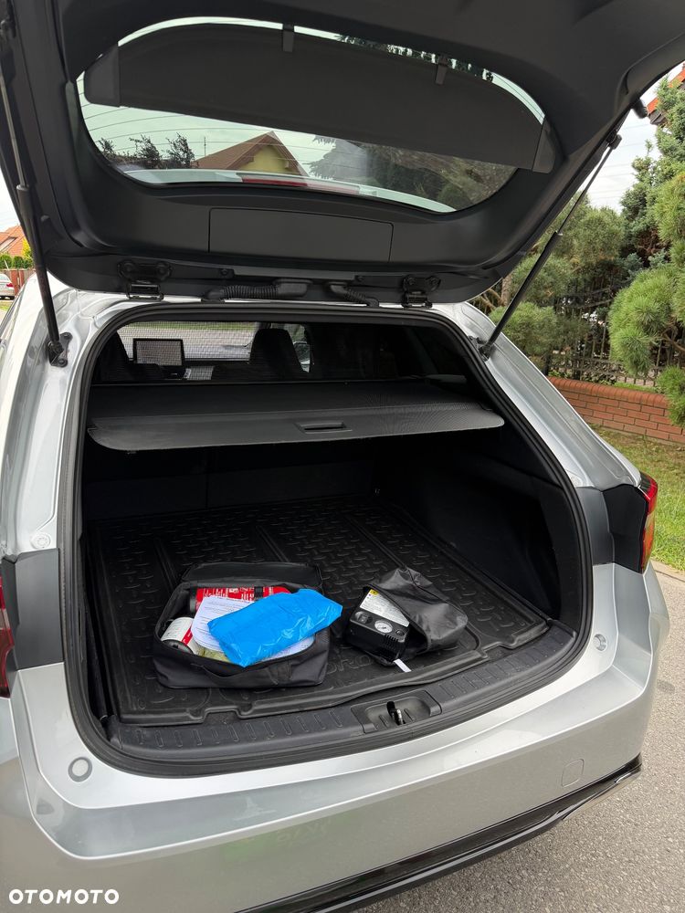 Toyota Corolla 1.8 Hybrid Comfort - 27