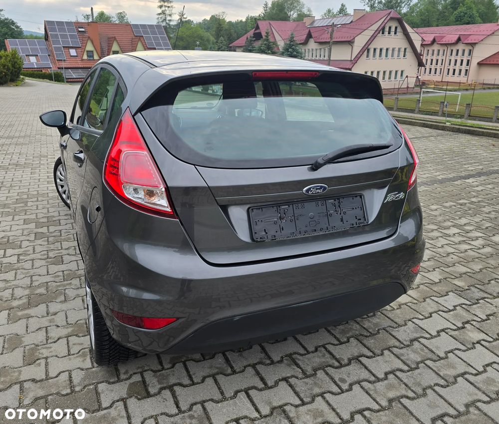 Ford Fiesta 1.25 Ambiente - 17