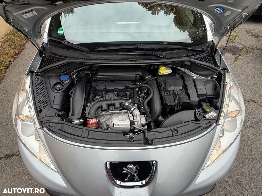 Peugeot 207 155 THP Platinum - 9