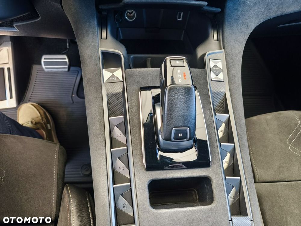 DS Automobiles DS 7 Crossback - 29
