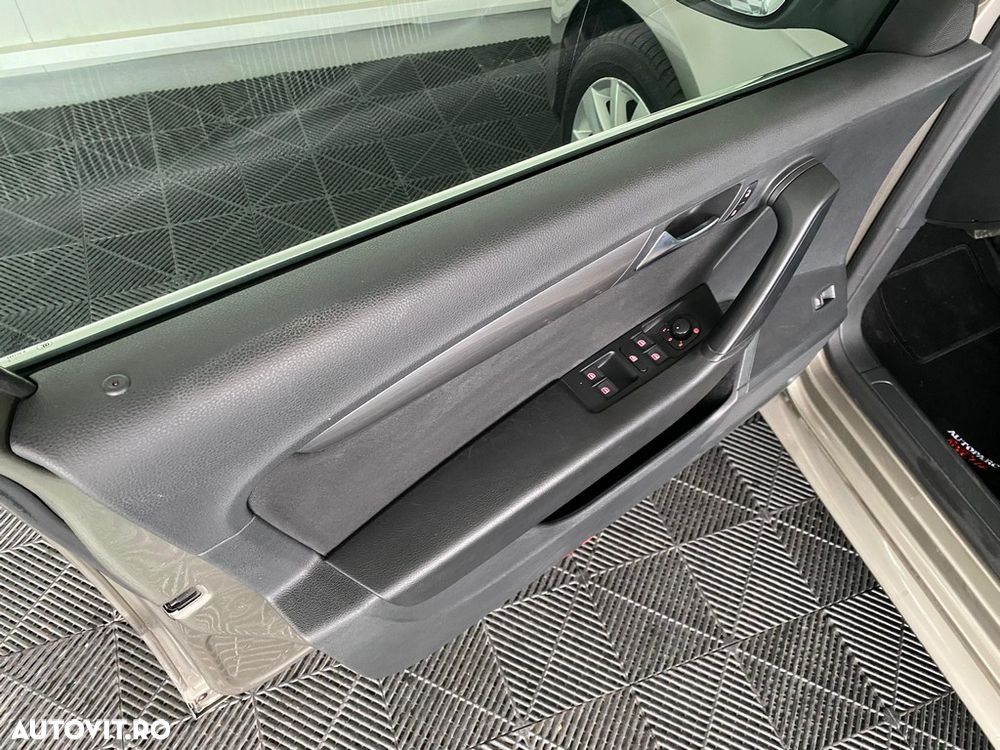 Volkswagen Passat Variant 2.0 Blue TDI DSG SCR Business Edition - 22