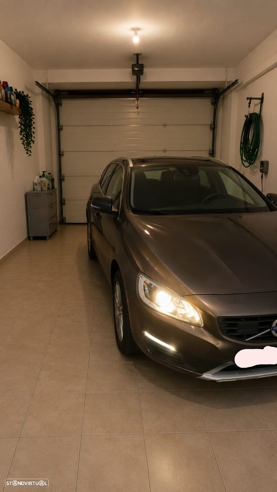 Volvo V60 D4 - 1