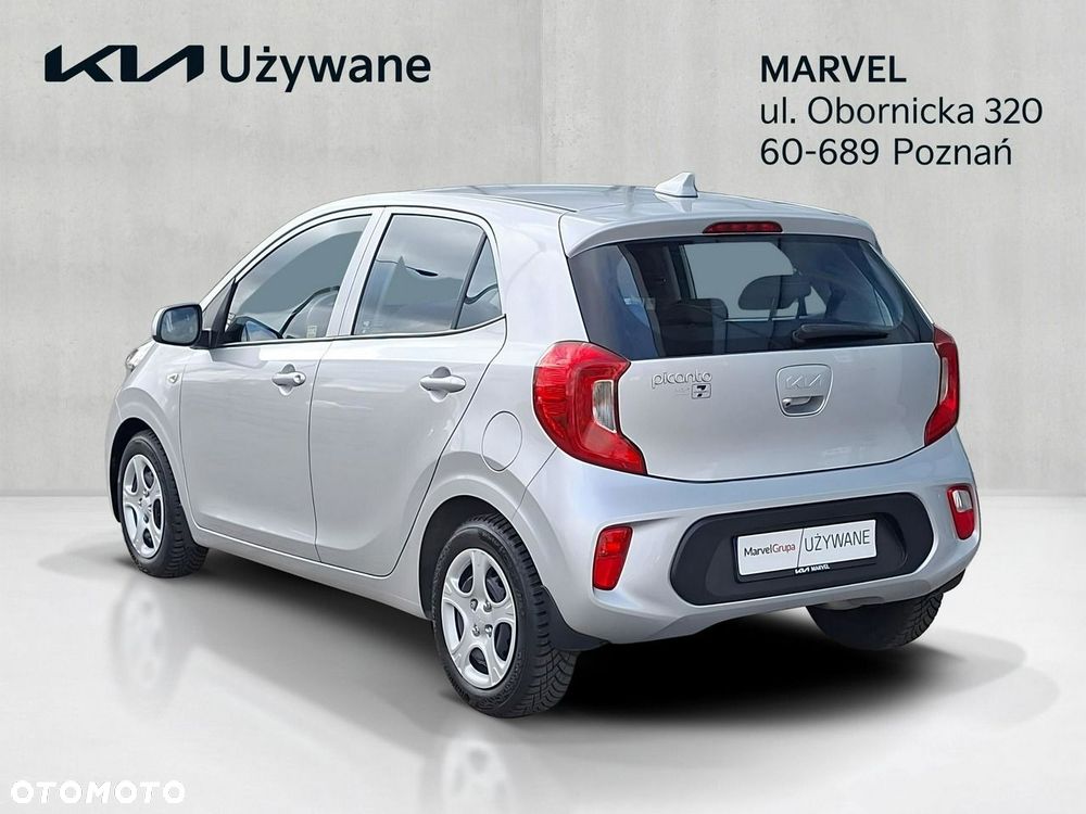 Kia Picanto 1.2 L - 4